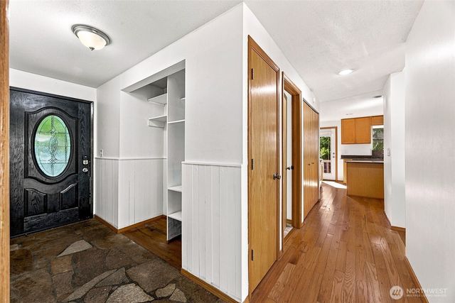 21204 SE 265th Street, Maple Valley, WA 98038