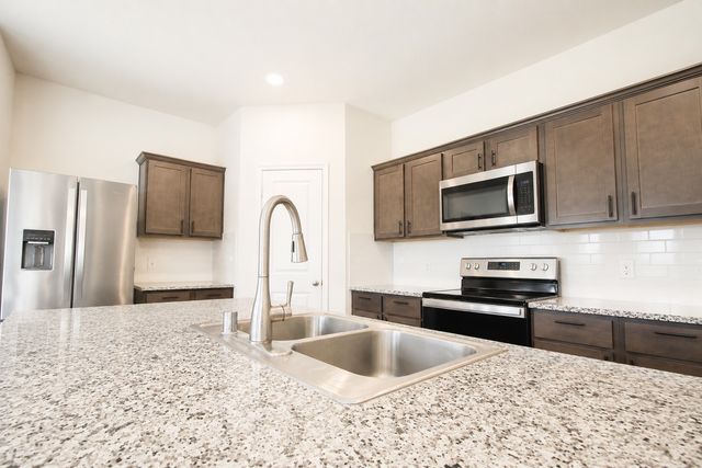 2333 Conklin Drive, Fate, TX 75189