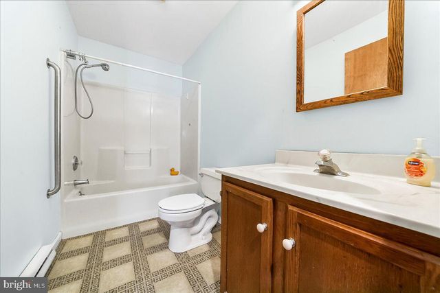 594 5TH ST, Oxford, PA 19363