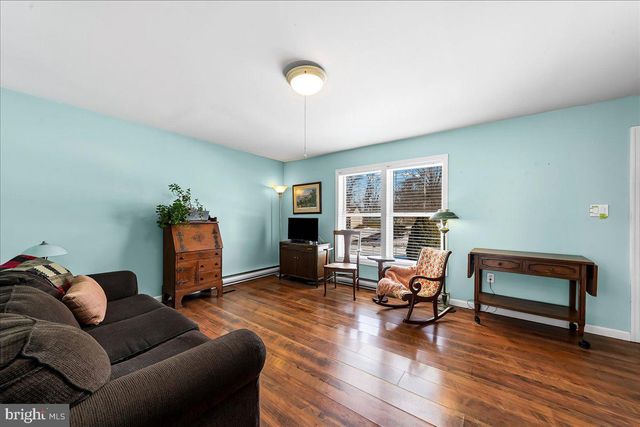 594 5TH ST, Oxford, PA 19363