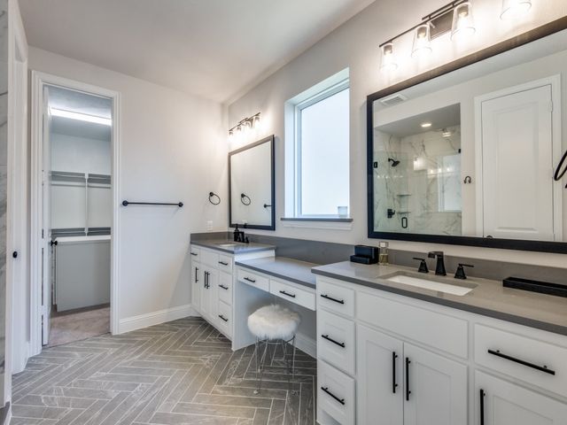 3540 Damsel Brooke Street, Lewisville, TX 75056