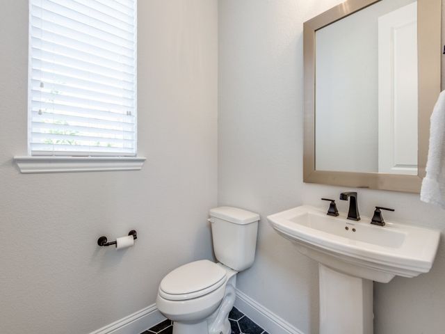 3540 Damsel Brooke Street, Lewisville, TX 75056