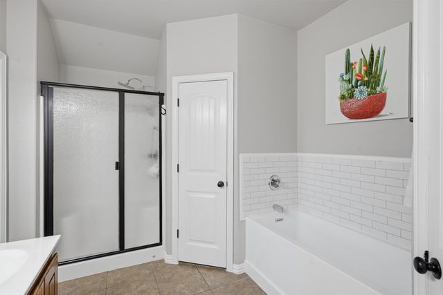 1013 Inverness Drive, Weatherford, TX 76086