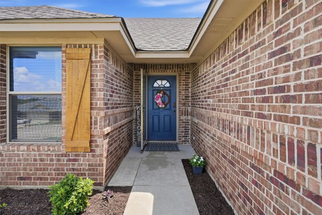 1013 Inverness Drive, Weatherford, TX 76086