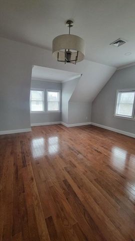 761 Highland Ave 7, Fall River, MA 02720