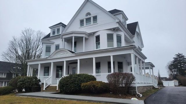 761 Highland Ave 7, Fall River, MA 02720