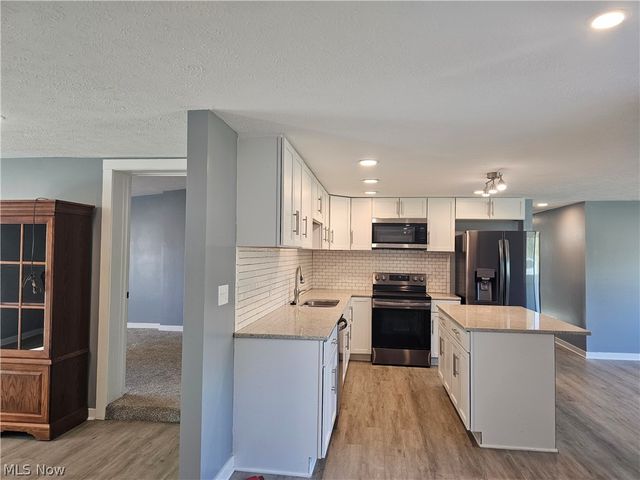 572 David Drive, Streetsboro, OH 44241