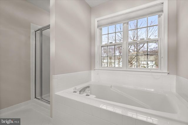 8005 ROLAND CT, Elkridge, MD 21075