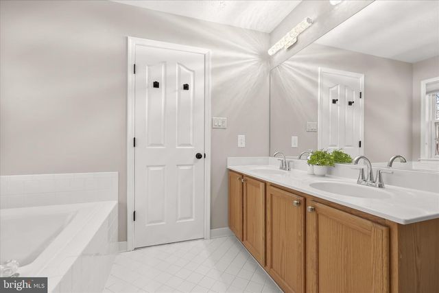 8005 ROLAND CT, Elkridge, MD 21075