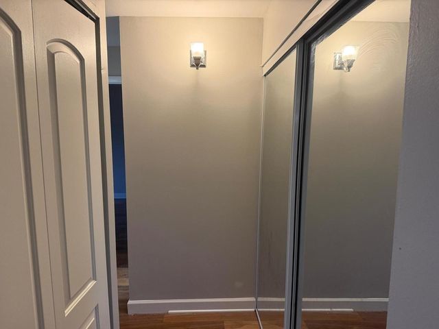 1463 Mercury Drive 203, Schaumburg, IL 60193