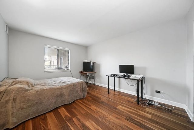 1463 Mercury Drive 203, Schaumburg, IL 60193