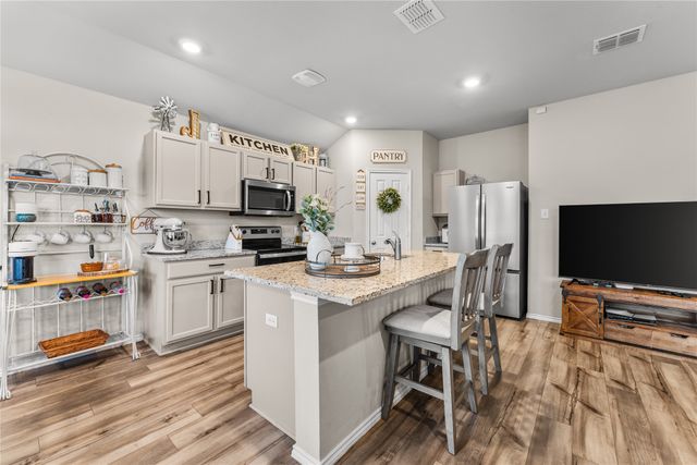 7121 Guadalupe Road, Waco, TX 76633