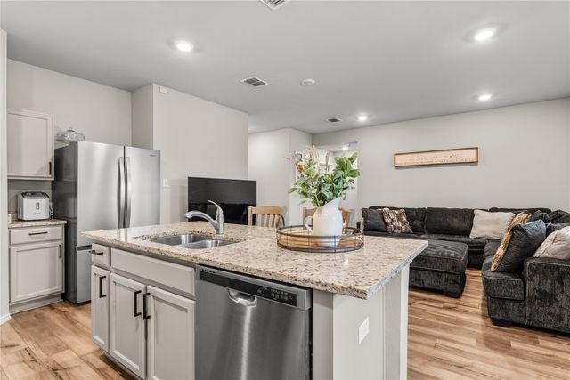 7121 Guadalupe Road, Waco, TX 76633