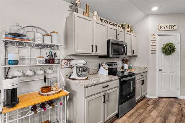 7121 Guadalupe Road, Waco, TX 76633