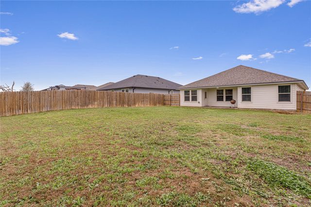 7121 Guadalupe Road, Waco, TX 76633