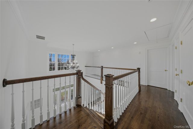 1 Fanny Circle, Yorktown Heights, NY 10598