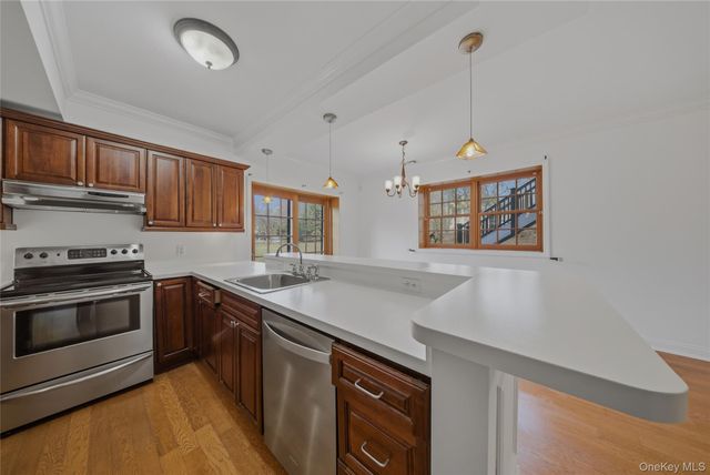 1 Fanny Circle, Yorktown Heights, NY 10598