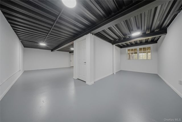 1 Fanny Circle, Yorktown Heights, NY 10598