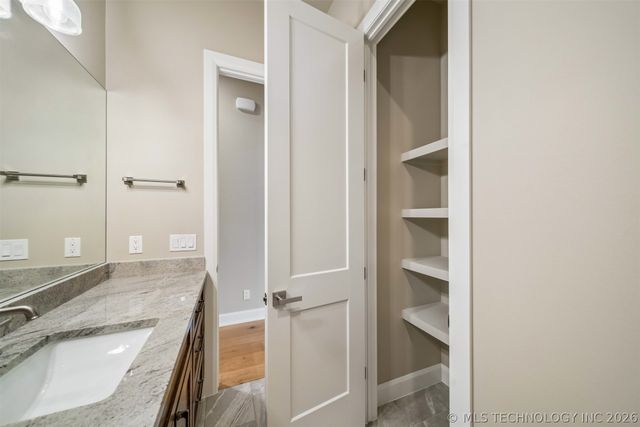 1231 N 71st Place, Broken Arrow, OK 74014