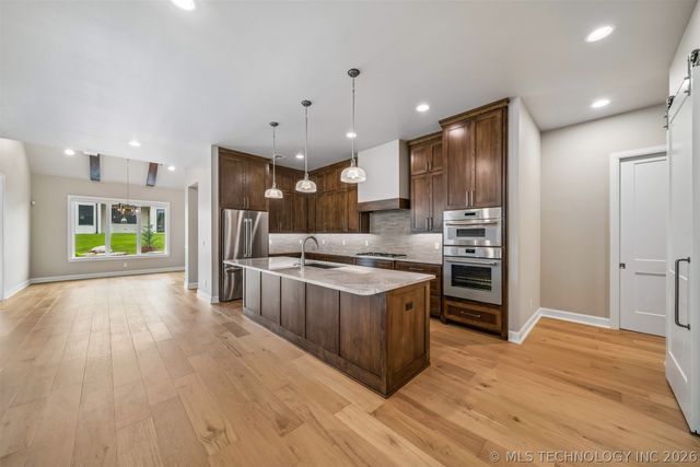 1231 N 71st Place, Broken Arrow, OK 74014