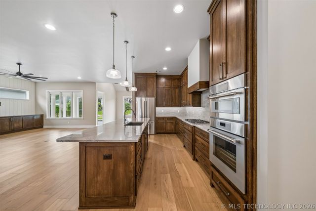 1231 N 71st Place, Broken Arrow, OK 74014