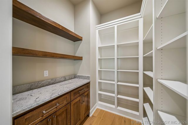 1231 N 71st Place, Broken Arrow, OK 74014