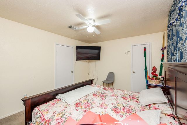 5146 Court Road, Houston, TX 77053