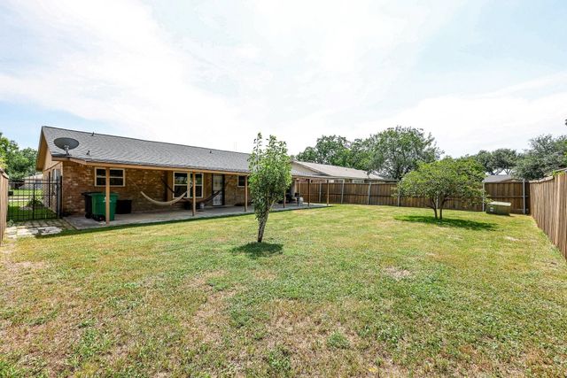 5146 Court Road, Houston, TX 77053