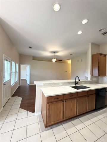 7039 Durango Creek Drive, Magnolia, TX 77354