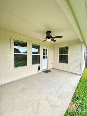 7039 Durango Creek Drive, Magnolia, TX 77354