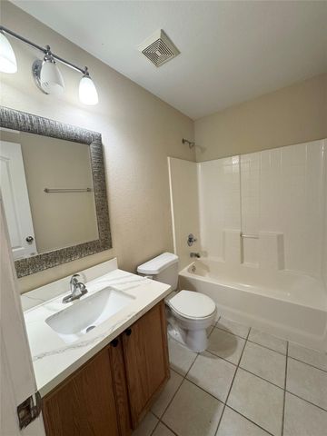 7039 Durango Creek Drive, Magnolia, TX 77354