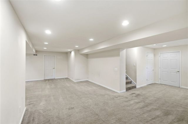 2524 Muirfield Drive, Beavercreek, OH 45431