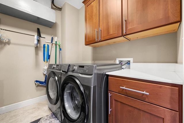 10511 Mission Road 305, Leawood, KS 66206