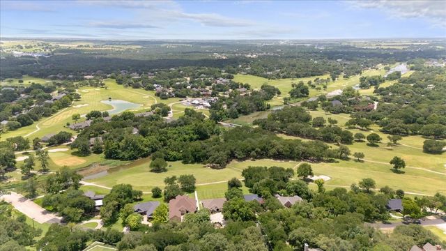 2901 Chisholm Trail, Salado, TX 76571