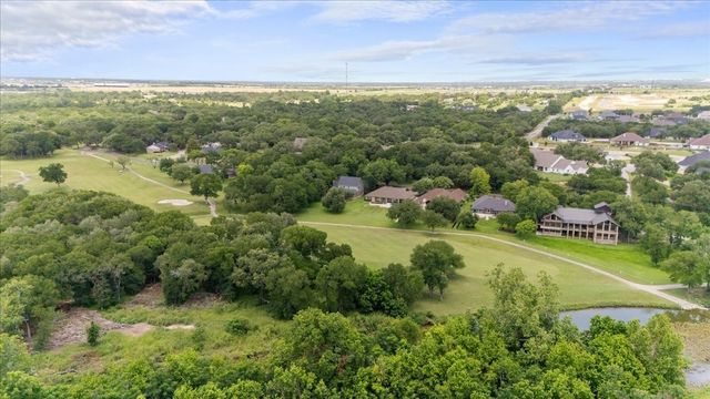 2901 Chisholm Trail, Salado, TX 76571