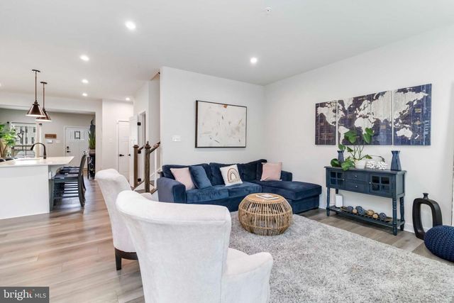 7944 MILLTOWN CIR, Cheltenham, PA 19012