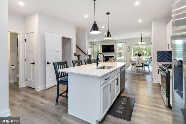 7944 MILLTOWN CIR, Cheltenham, PA 19012