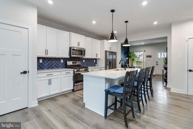 7944 MILLTOWN CIR, Cheltenham, PA 19012