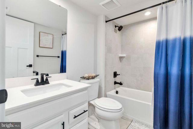 7944 MILLTOWN CIR, Cheltenham, PA 19012