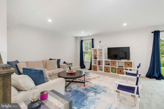 7944 MILLTOWN CIR, Cheltenham, PA 19012