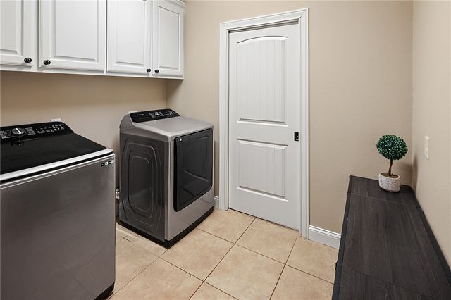 4306 Norwich Drive, College Station, TX 77845