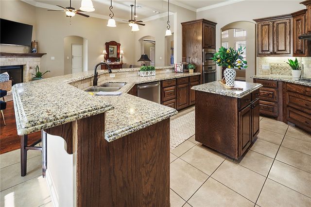 4306 Norwich Drive, College Station, TX 77845