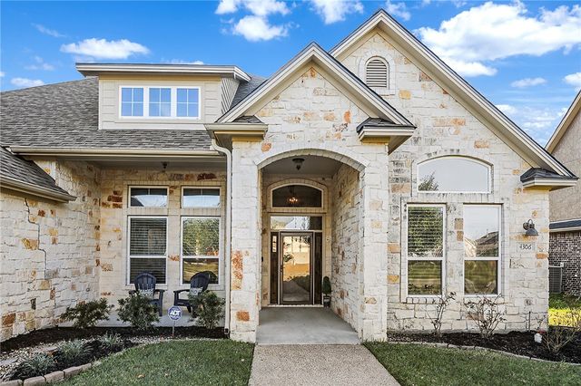 4306 Norwich Drive, College Station, TX 77845