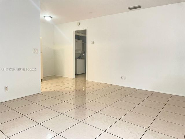 4951 Wedgewood Way 6, West Palm Beach, FL 33417