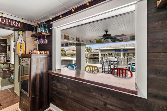 967 Bonita Street, Bayou Vista, TX 77563