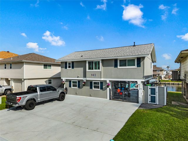 967 Bonita Street, Bayou Vista, TX 77563