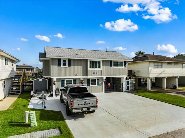 967 Bonita Street, Bayou Vista, TX 77563