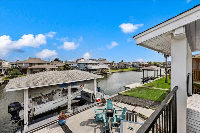 967 Bonita Street, Bayou Vista, TX 77563