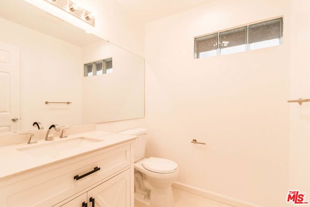 301 W Loraine Street 8, Glendale, CA 91202