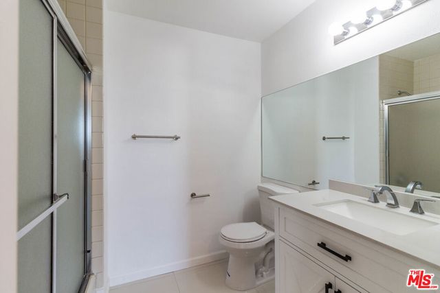 301 W Loraine Street 8, Glendale, CA 91202